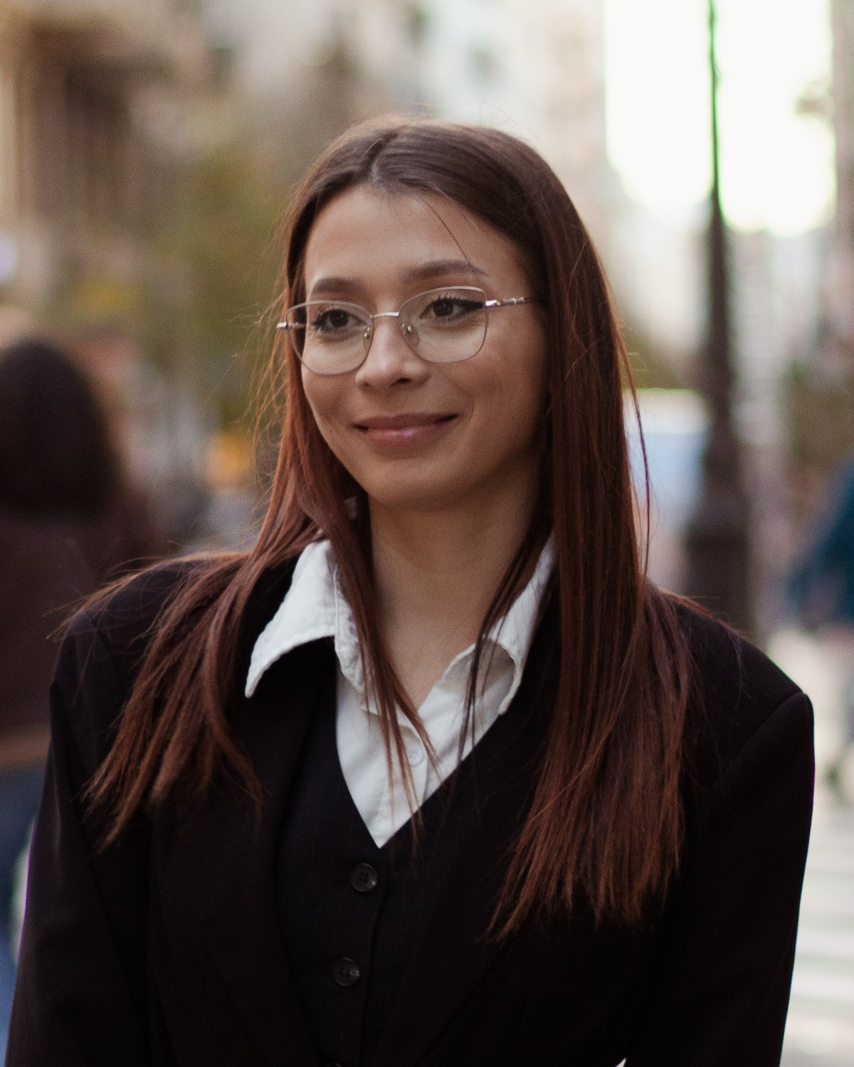 Izabela Zaharia, graphic designer și video editor la ZAR Studio